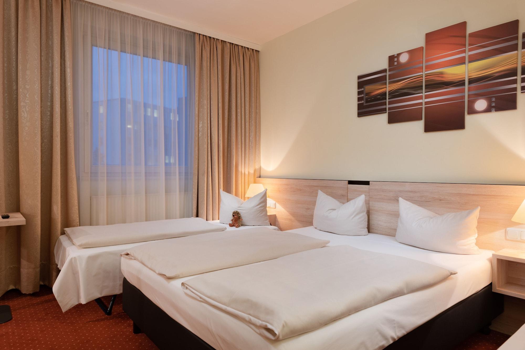 Novina Suedwestpark Hotel Nuremberg