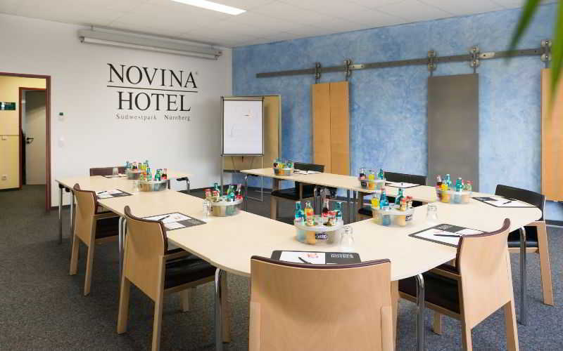 Novina Suedwestpark Hotel