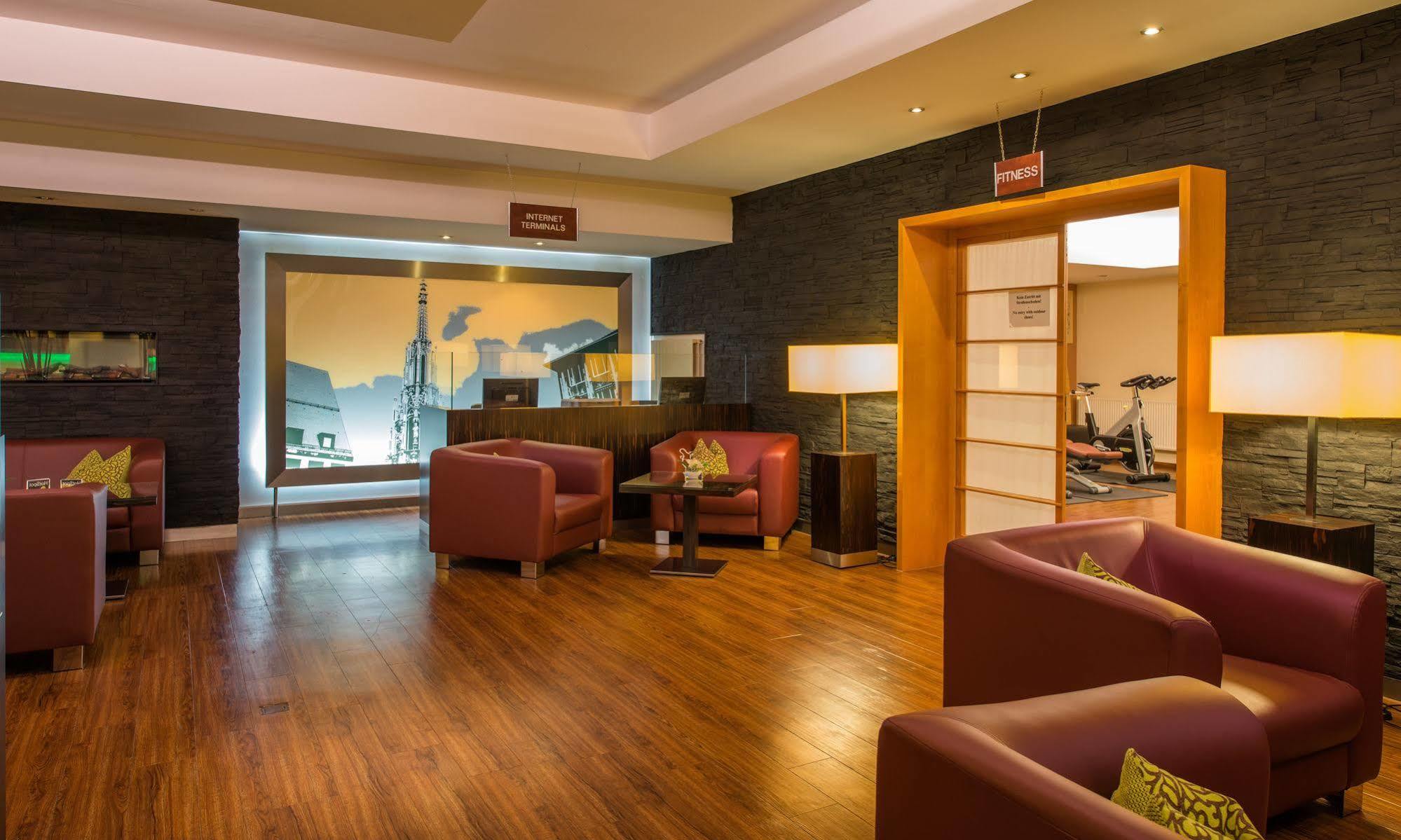 Hotel Novina Suedwestpark